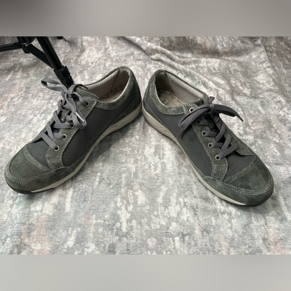 Dansko Grey Harmony Womens Sneakers Size 11.5-12 Euro 42